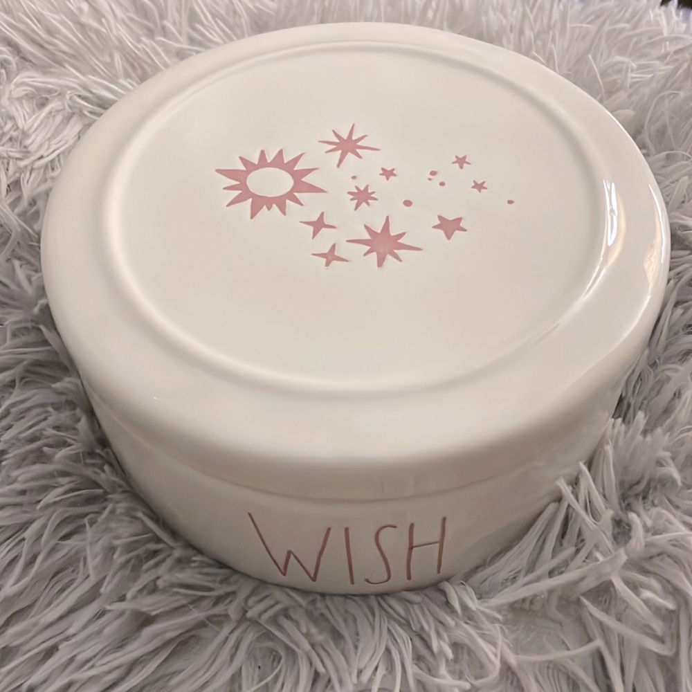 New never used Rae Dunn WISH trinket bowl with lid